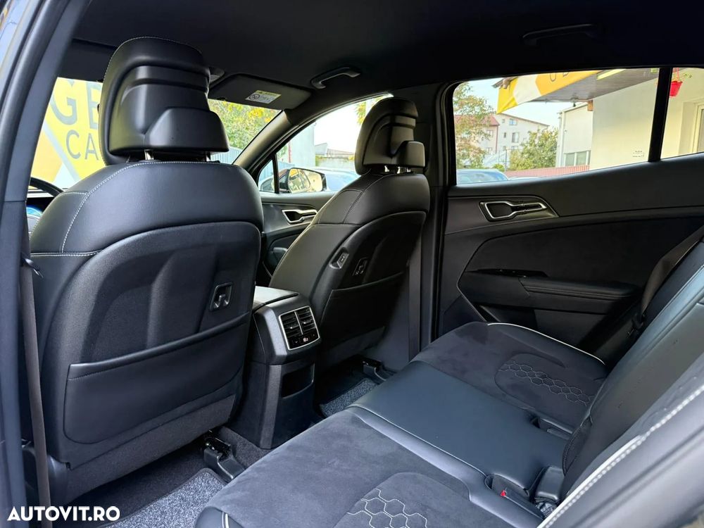 Kia Sportage 1.6 T-GDI PHEV 6AT 4x4 GT Line - 11