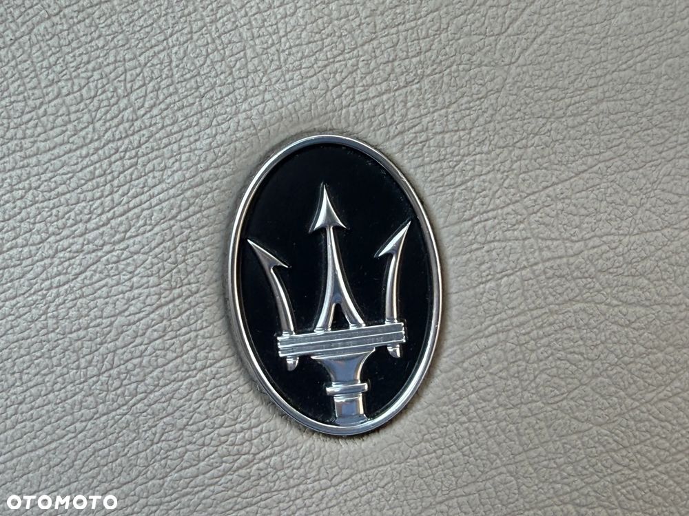 Maserati GranCabrio - 19