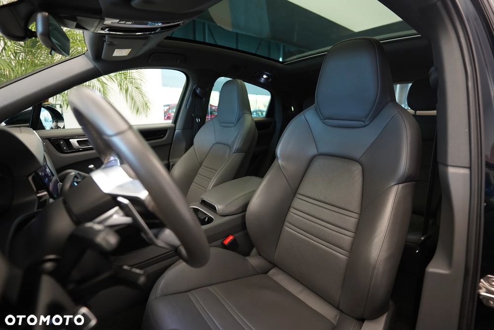 Porsche Cayenne Coupe - 13