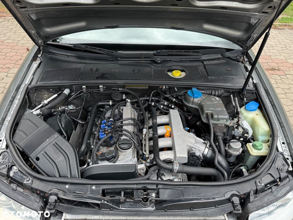 Audi A4 Limousine - 13