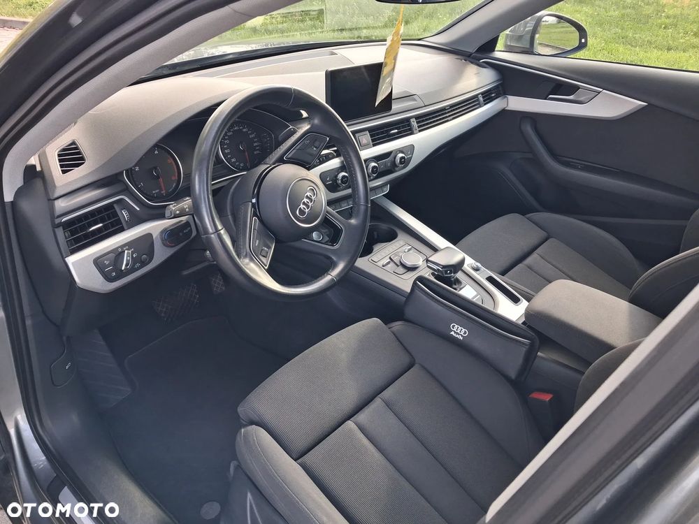 Audi A4 Avant 40 TDI S tronic - 16