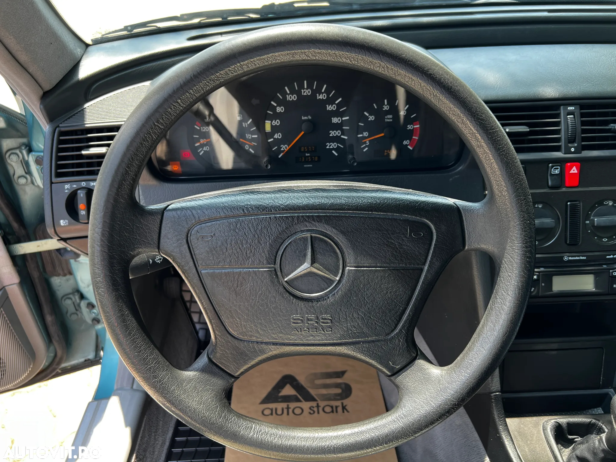 Mercedes-Benz C - 23