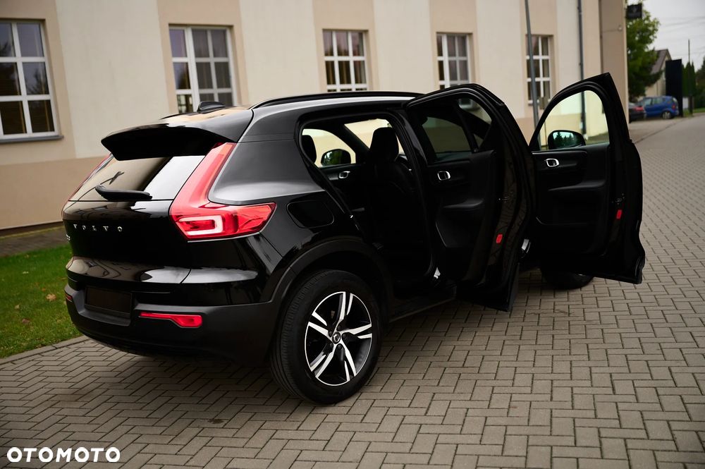 Volvo XC 40 - 23