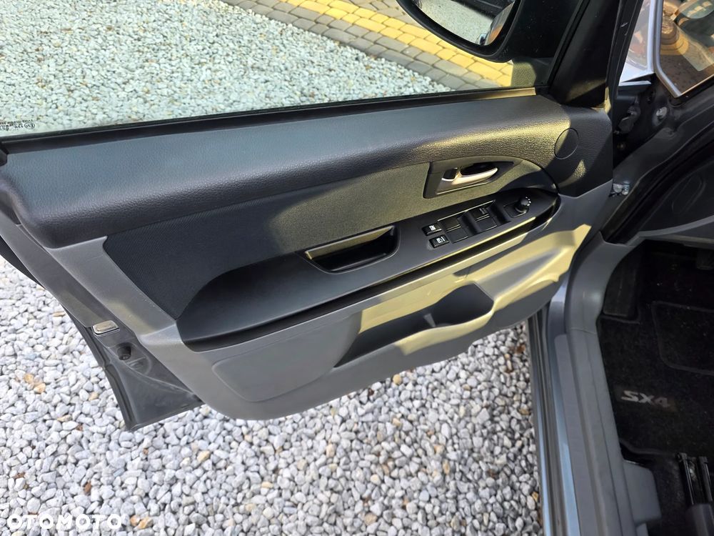 Suzuki SX4 1.9 DDiS DPF 4x2 Comfort - 13