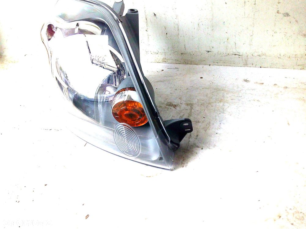 ford fiesta mk6 lift lampa przód prawa przednia nowa - 4