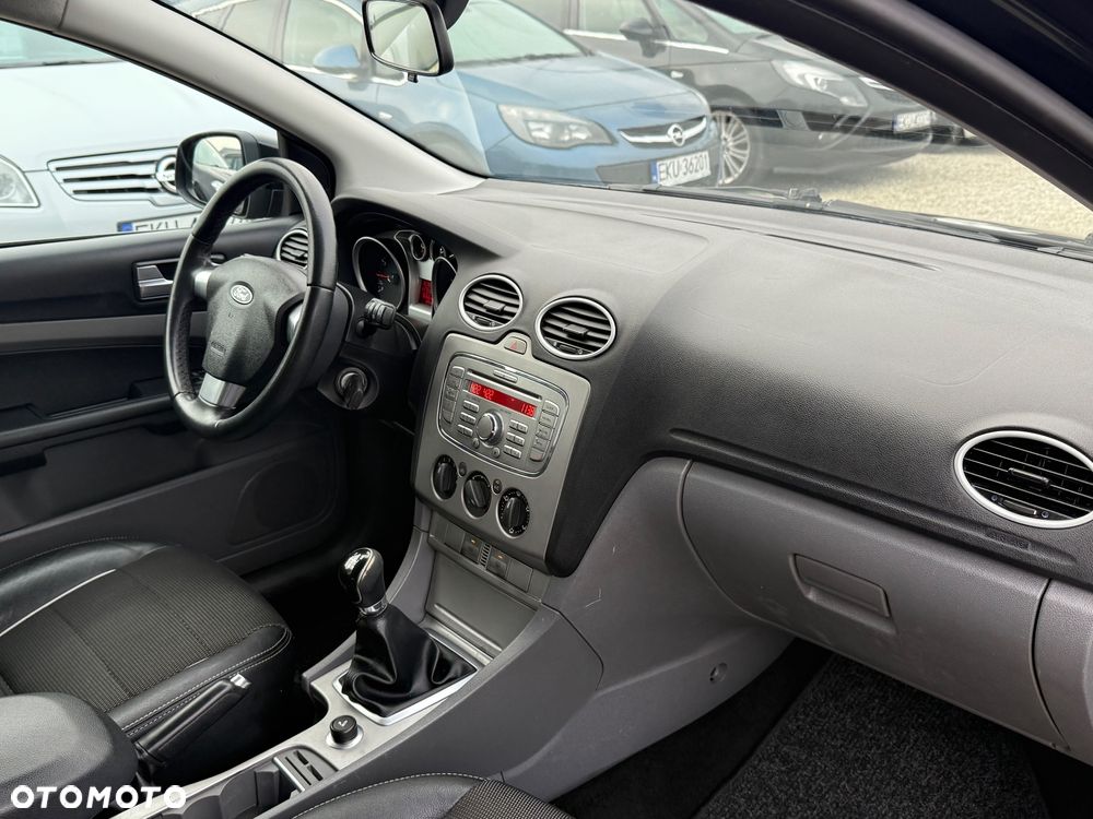 Ford Focus - 25