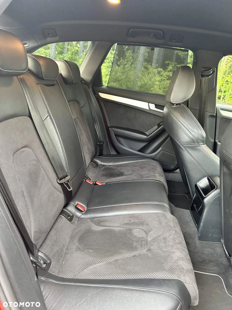 Audi A4 Avant 2.0 TDI Quattro Line - 29