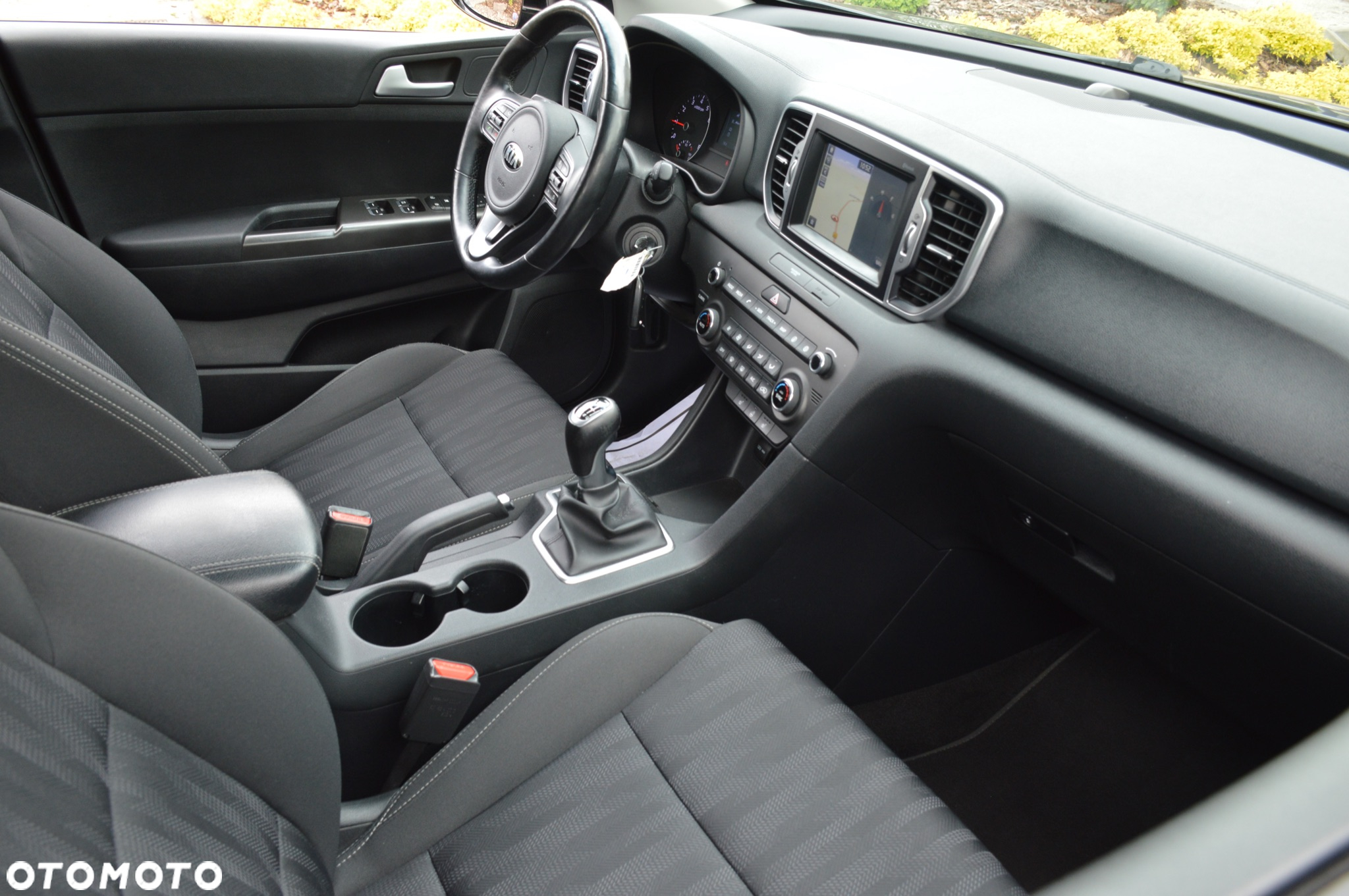 Kia Sportage 1.6 GDI L Business Line 2WD - 22