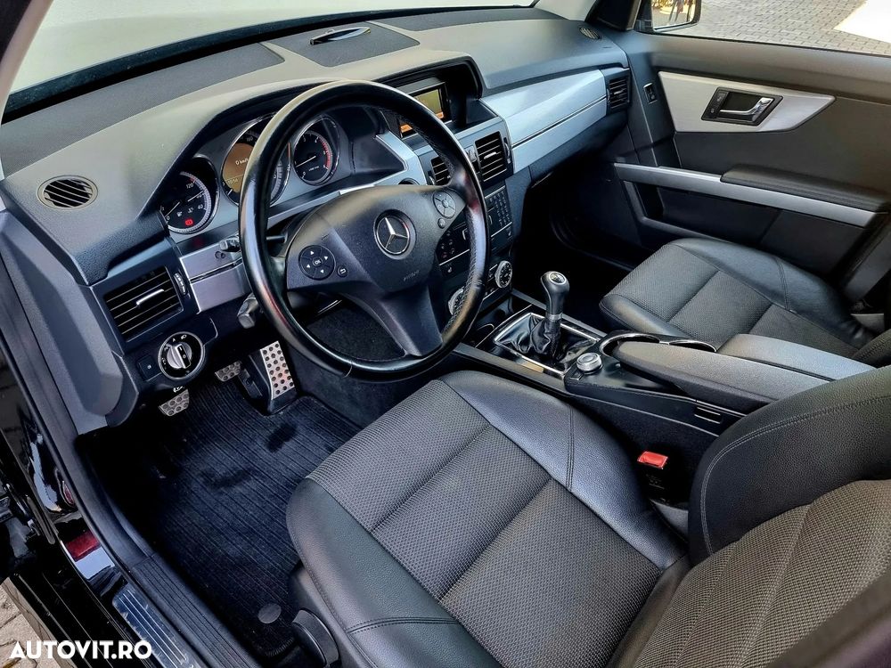 Mercedes-Benz GLK 220 CDI (BlueEFFICIENCY) - 11