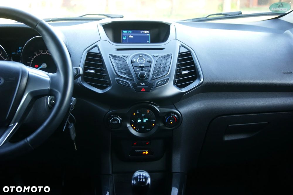 Ford EcoSport 1.0 EcoBoost TREND - 28