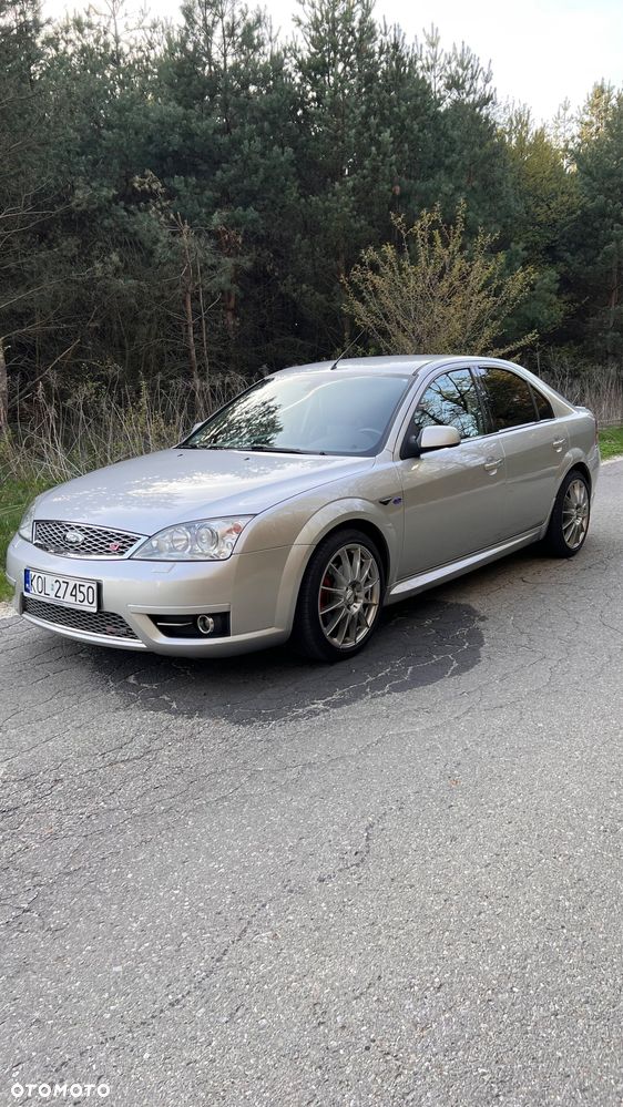 Ford Mondeo V6 ST 220 - 9