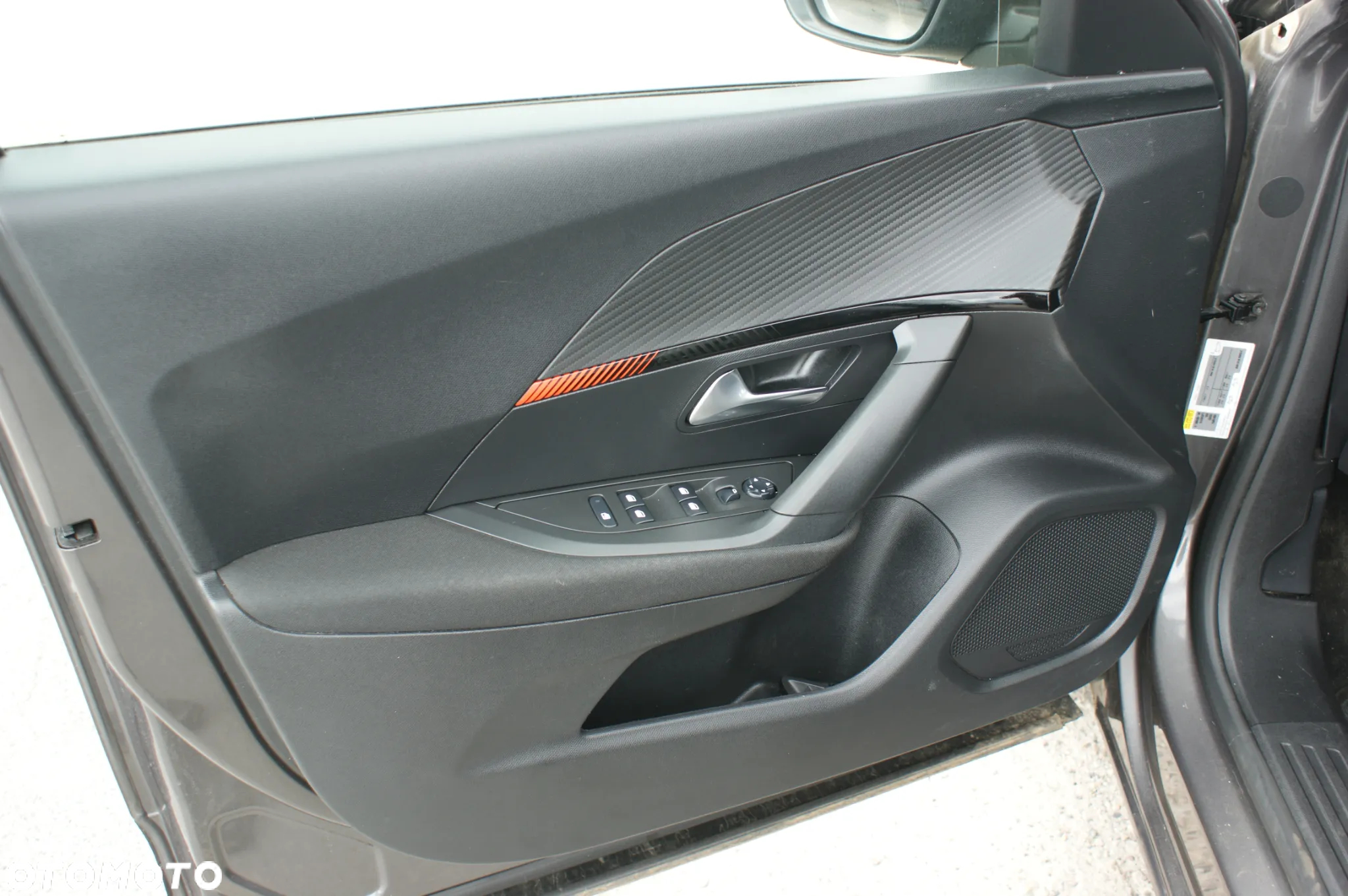 Peugeot 2008 PureTech 100 Stop&Start Active - 9