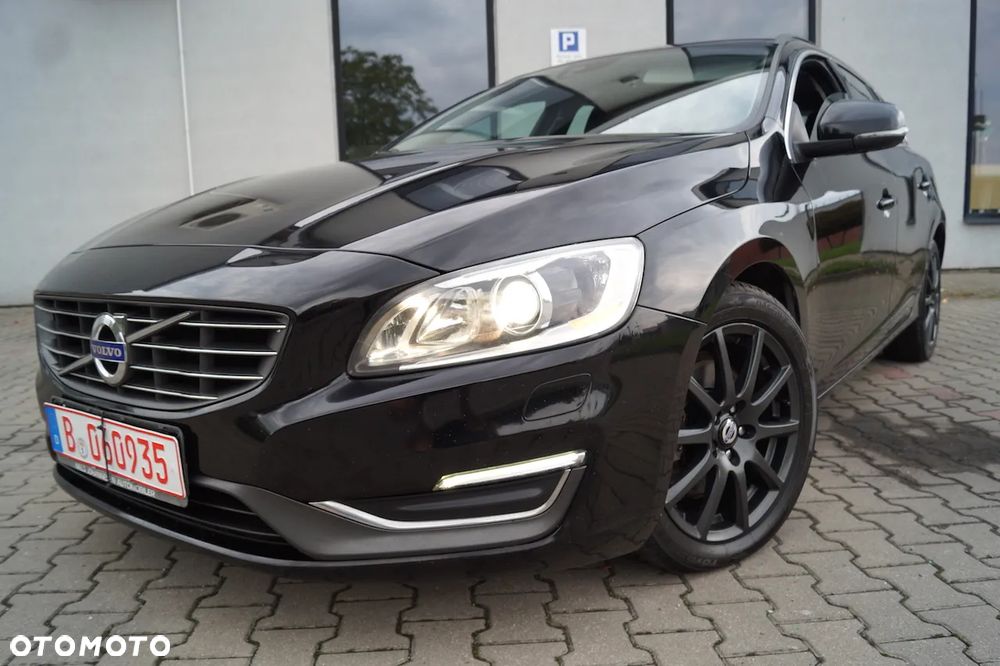 Volvo V60 D4 Summum - 2