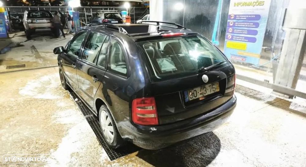 Skoda Fabia Break 1.4 Comfort - 2