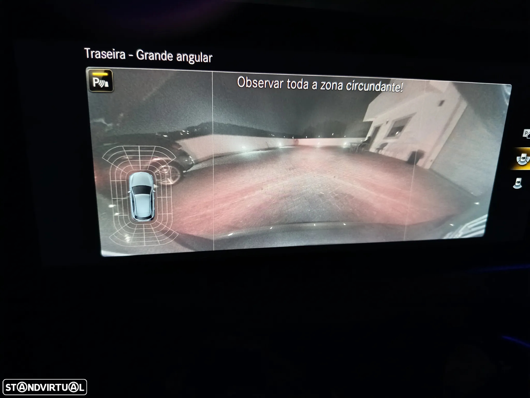 Mercedes-Benz A 180 d AMG Line - 17