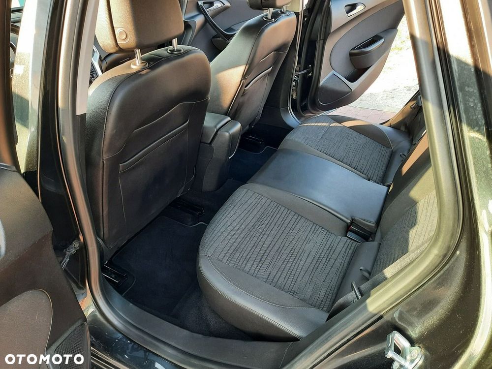 Opel Astra - 16