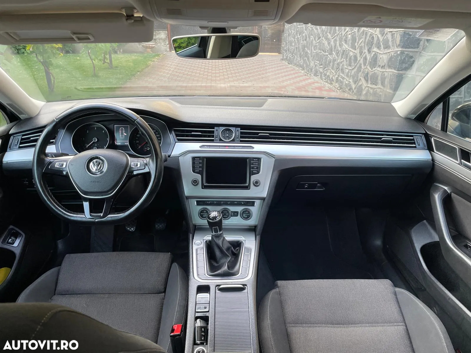 Volkswagen Passat 2.0 TDI (BlueMotion Technology) Comfortline - 11