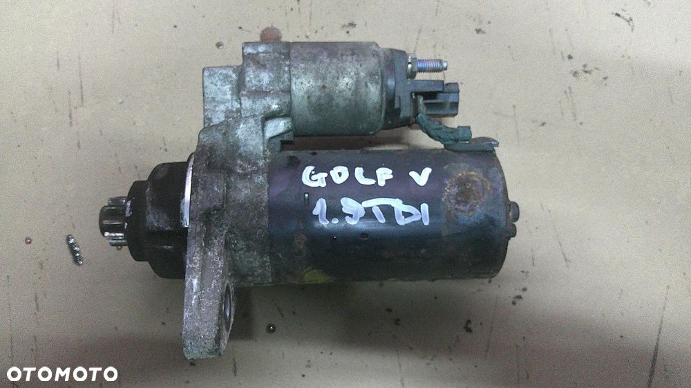 VW GOLF V 1.9 TDI ROZRUSZNIK