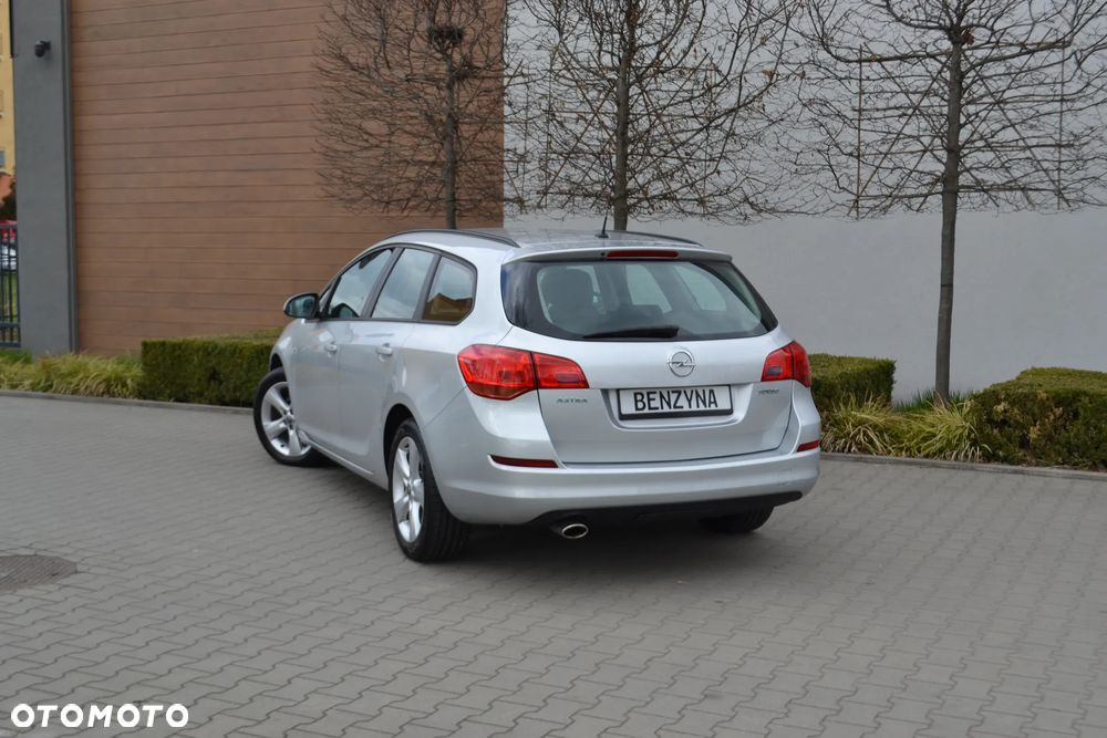 Opel Astra - 3
