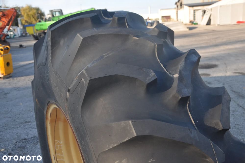 Opona Goodyear 23.1-26  Nowa Bizon john deere