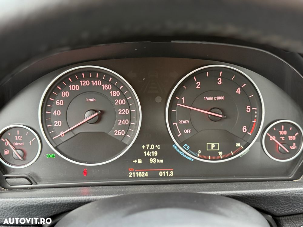 BMW Seria 3 320d xDrive Aut. - 13