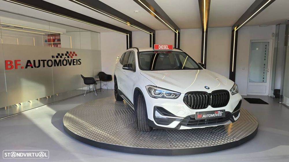 BMW X1 16 d sDrive Auto Line Sport - 9