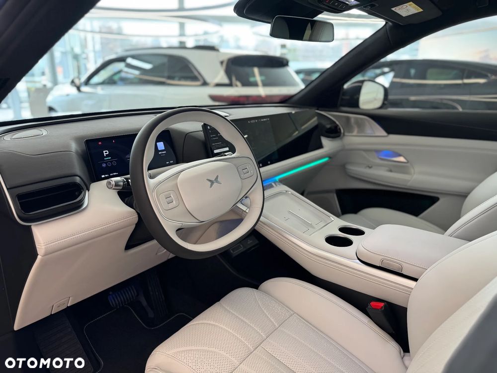 XPeng G9 80.3 kWh RWD Standard Range - 4