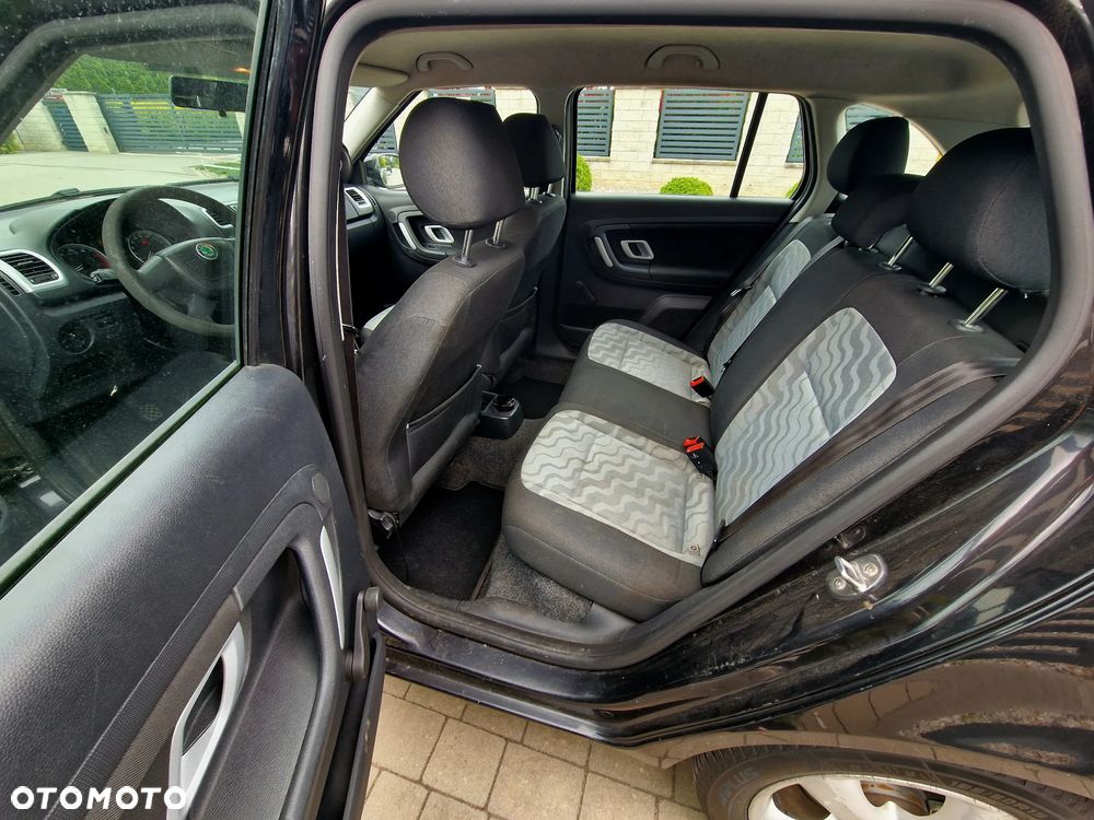 Skoda Fabia 1.4 16V Ambiente - 7