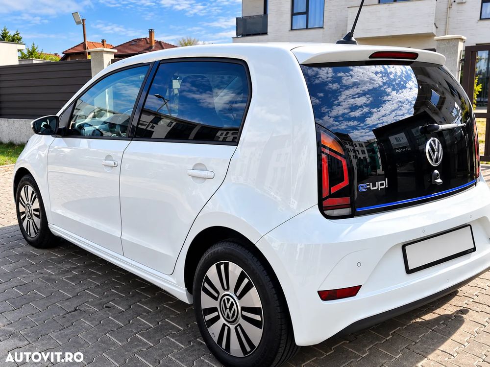 Volkswagen e-Up! - 5