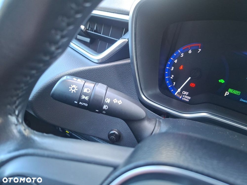 Toyota Corolla 1.8 Hybrid Comfort - 19