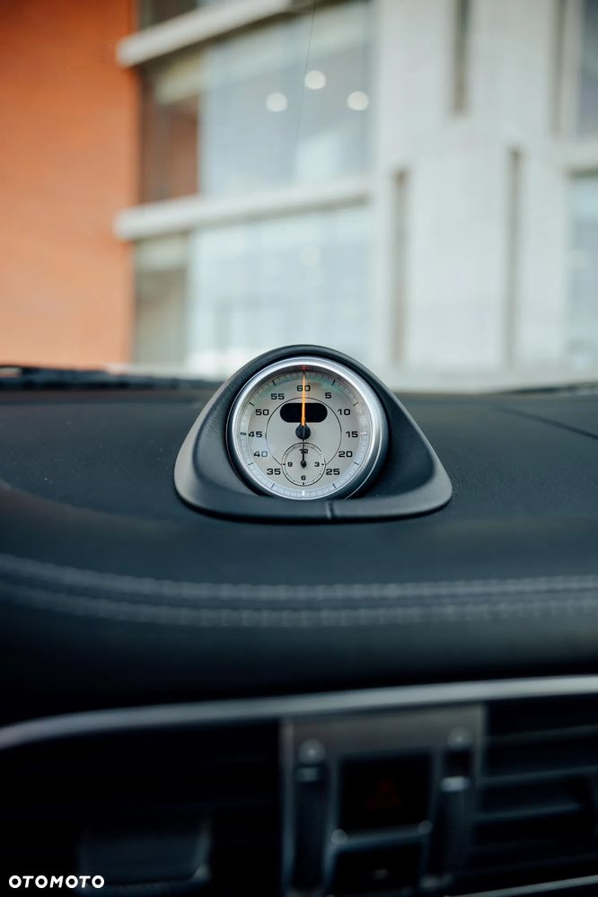 Porsche 911 Turbo Tiptronic S - 8
