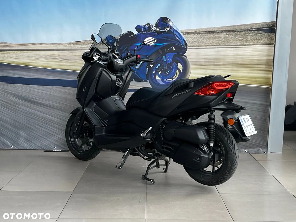 Yamaha X-max - 3