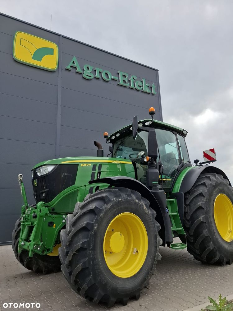 John Deere 6250R - 1