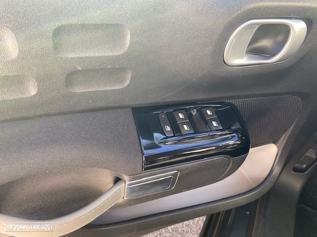 Citroën C3 1.2 PureTech Collection - 10
