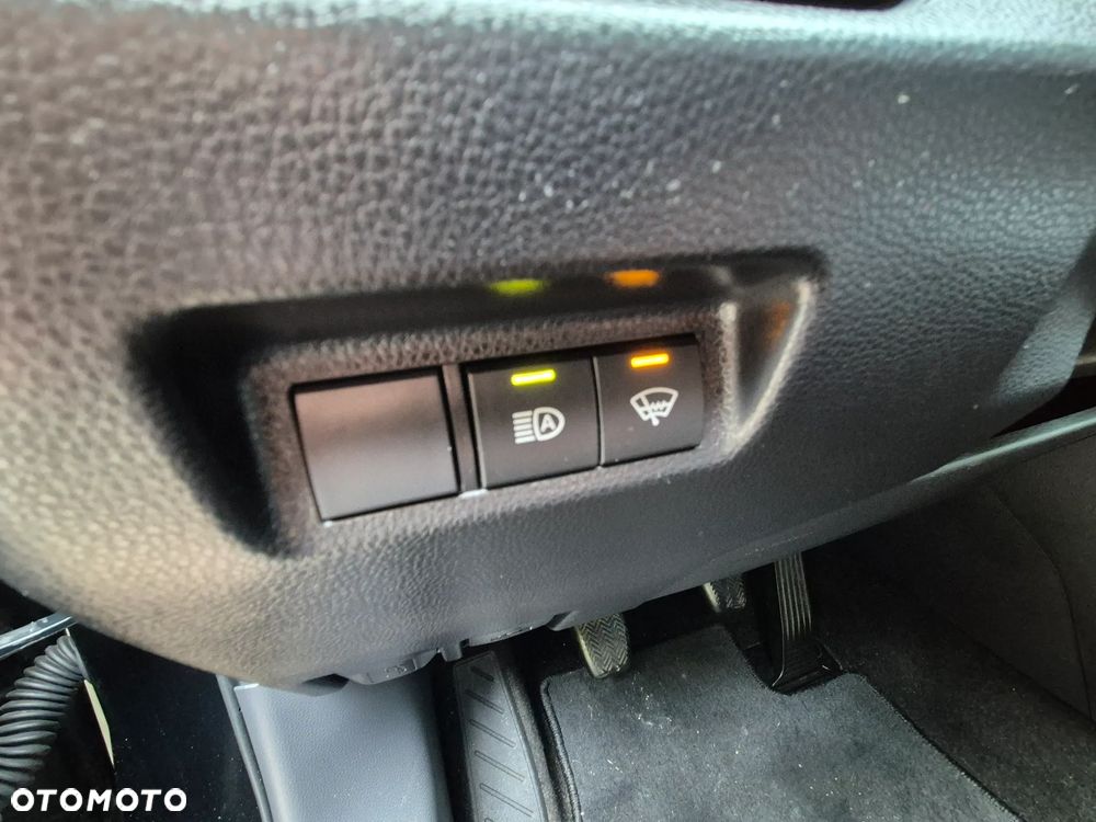 Toyota RAV4 - 11