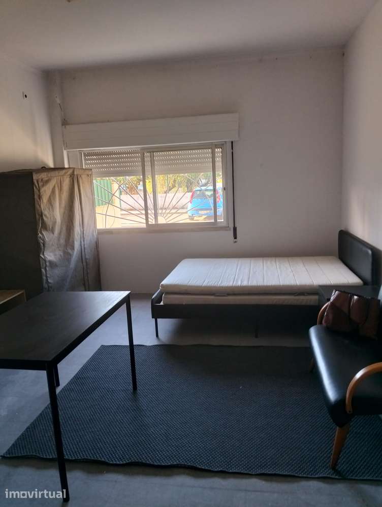Apartamento T0 arrendar - Quinta do Conde - Grande imagem: 3/3
