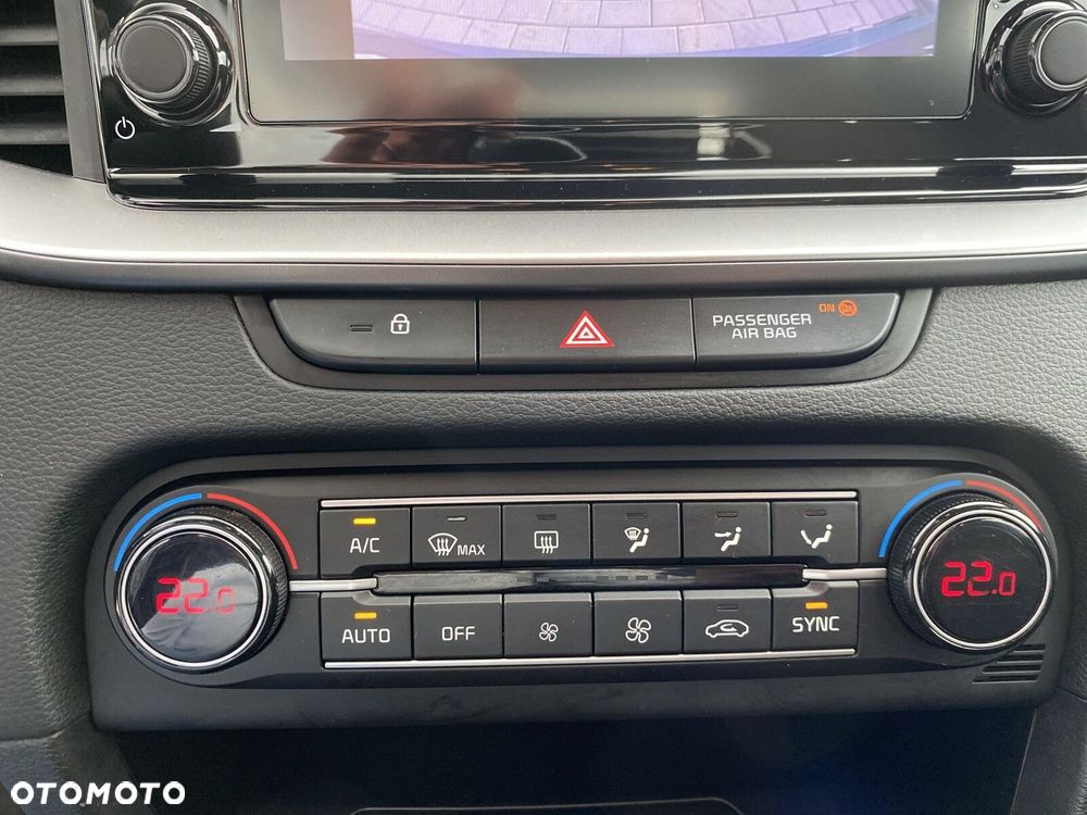 Kia Ceed - 26