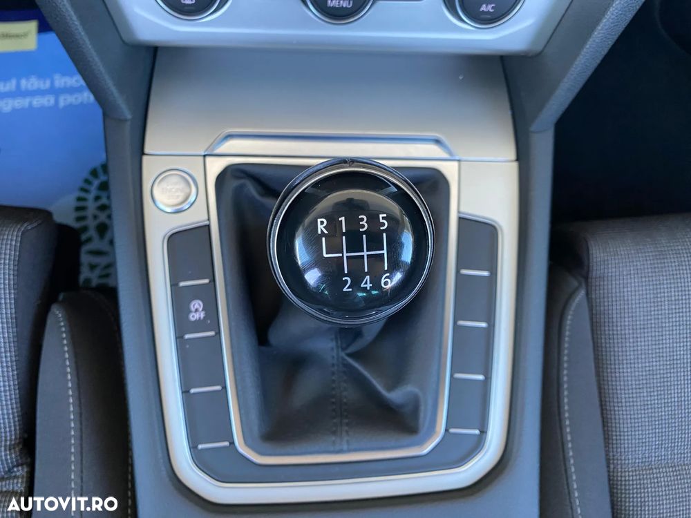 Volkswagen Passat - 18