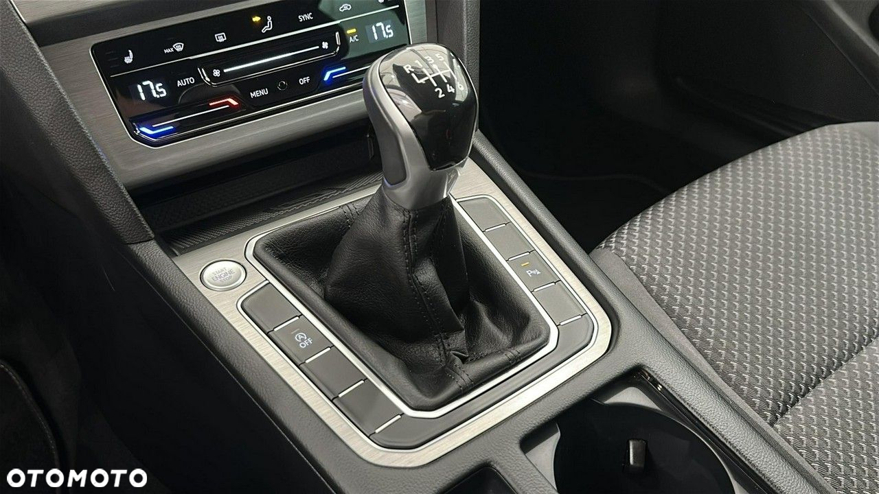 Volkswagen Passat 2.0 TDI EVO Essence - 19