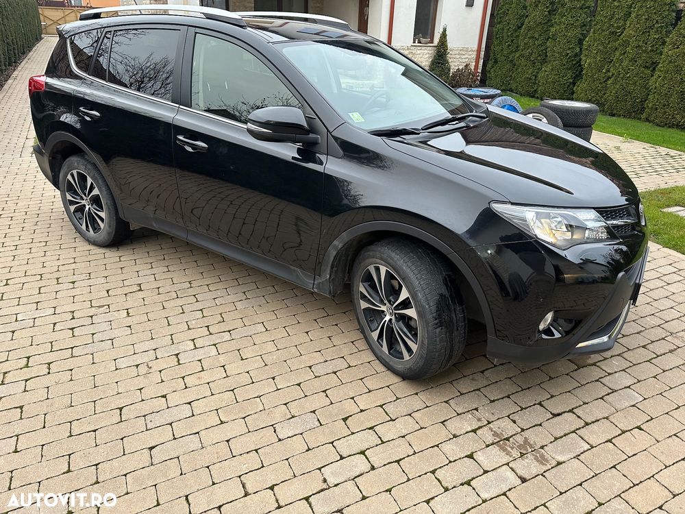 Toyota RAV4 2.0 D-4D 4WD Comfort - 2