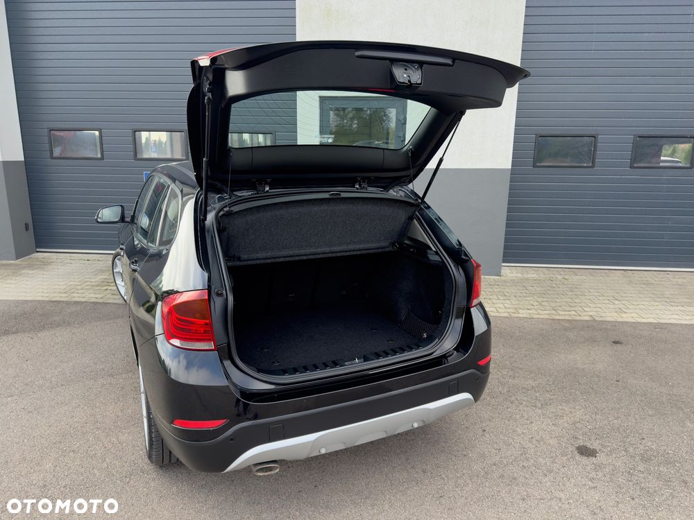 BMW X1 sDrive18d xLine - 18