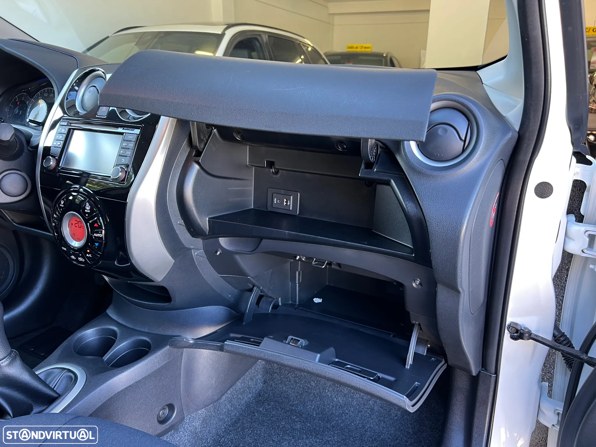 Nissan Note 1.5 dCi Tekna Premium P.Comfort - 29