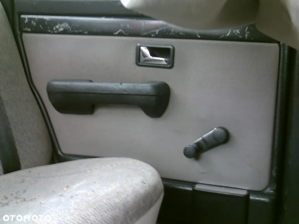 Audi 100 c3 c4 zderzak fotele drzwi klapa lampy kanapa wnetrze boczki kokpit i inne silnik 1,8 oraz 2,3benzyna - 12