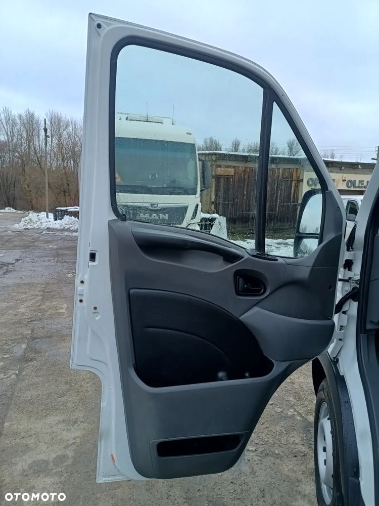 Iveco Daily 35s17 L3H2 3.0 diesel 170 kM manual 2013 HAK 3.5T WEBASTO, KAMERA COFANIA, GOTOWY DO PRACY! - 30