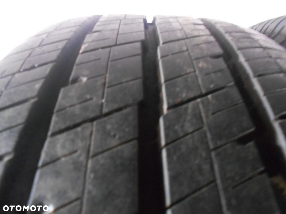OPONY 215/65R15C CONTINENTAL VANCO 2 DOT 3418 9.5MM - 4