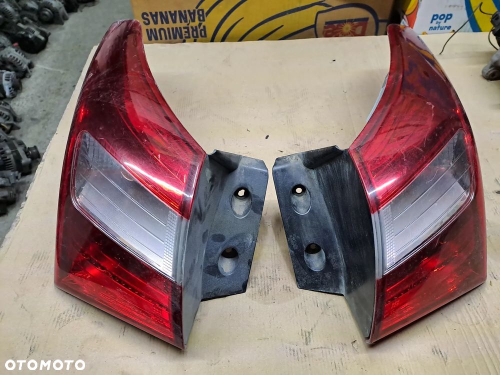 Hyundai Elantra wersja amerykańska lampy tylne kompletne w błotnik 92401-A50 - 1