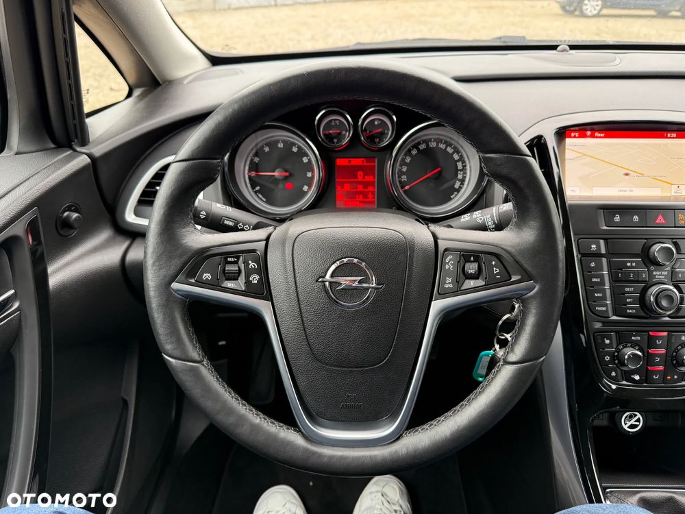 Opel Astra 1.4 T Cosmo - 13