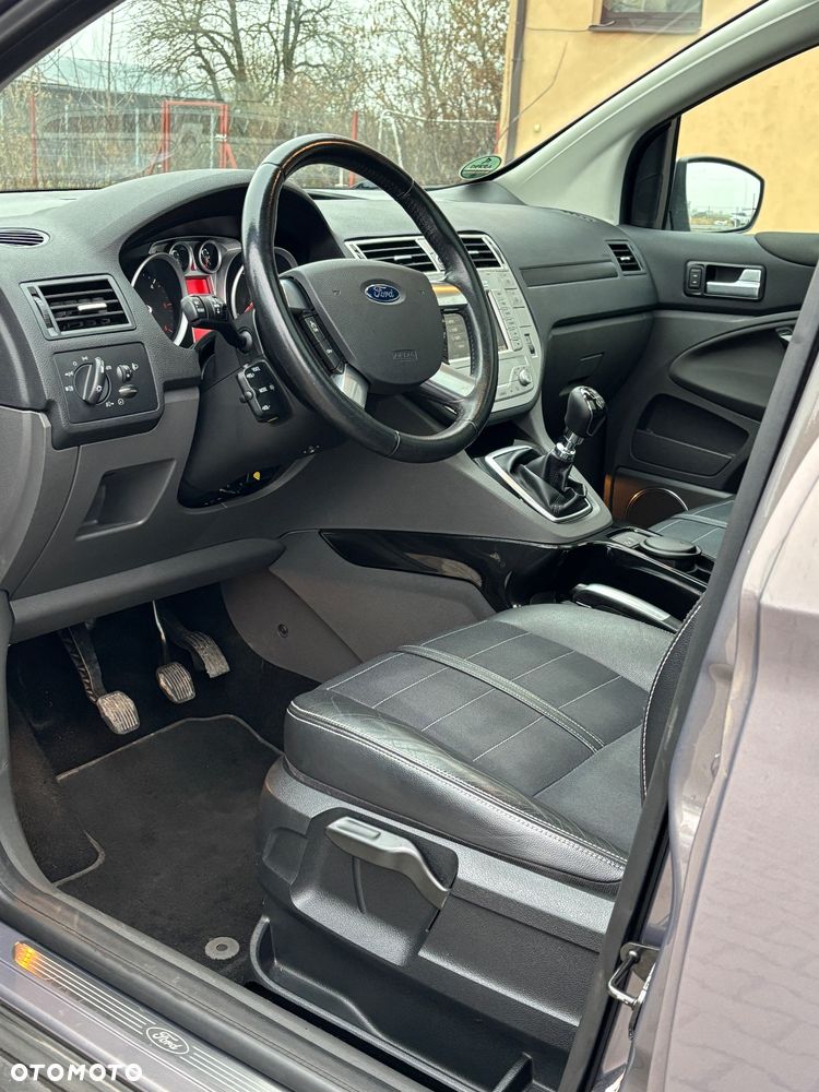 Ford Kuga 2.0 TDCi 4x4 Titanium - 5