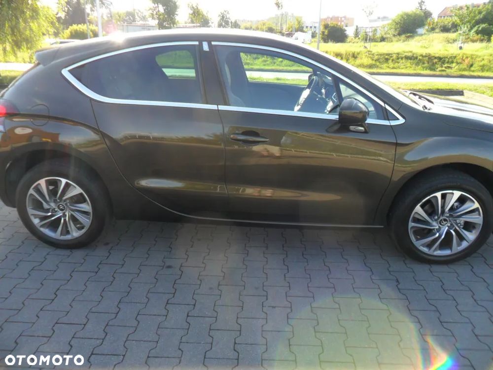 Citroën DS4 VTi 120 SoChic - 4