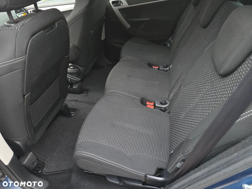 Citroën C4 Picasso - 24